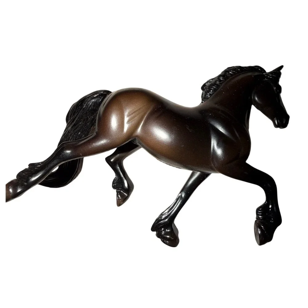 Breyer Stablemates Horse Dark Bay Fresian‎ Prancing Figurine
